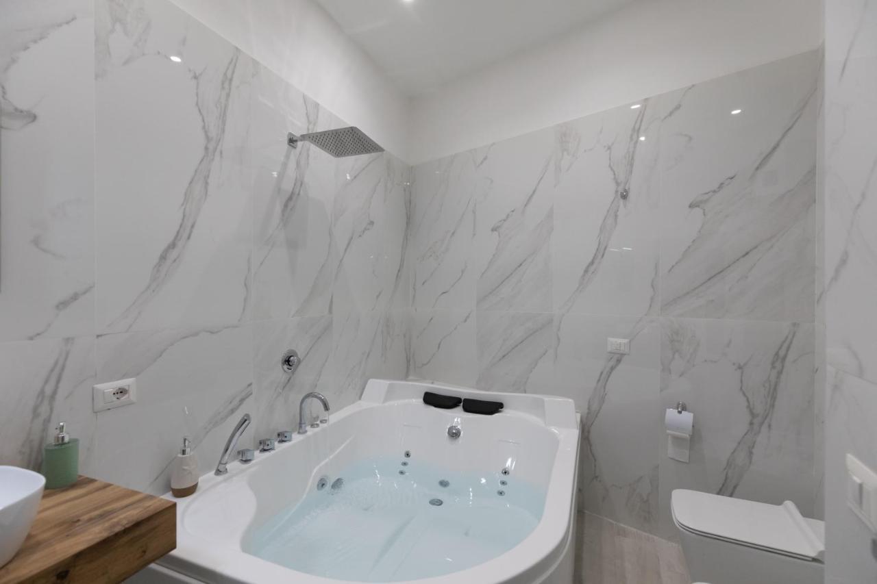 My Brilliant With Jacuzzi 2 Steps From St Toledo * Napoli